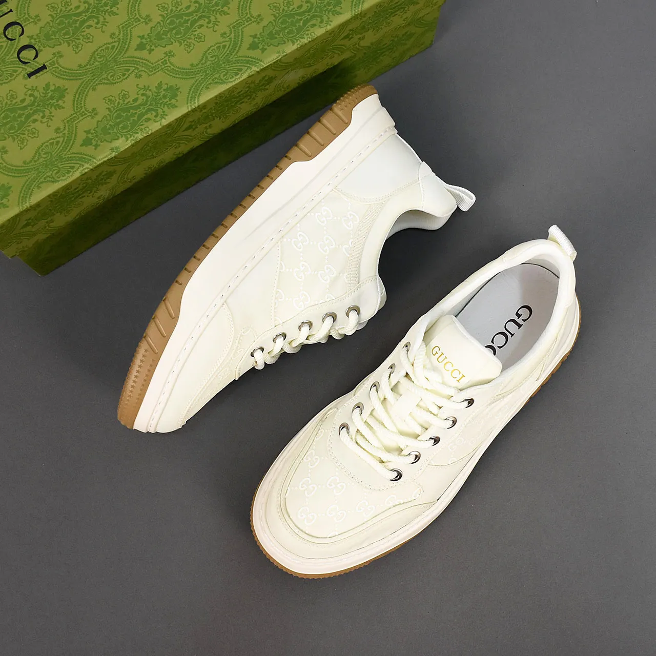 PP400👟👟👟Gucci【Gucci】Fashionable lace-up cloth shoes, uppers made of breathable fabric, rubber foam soles, men's size 39-44.